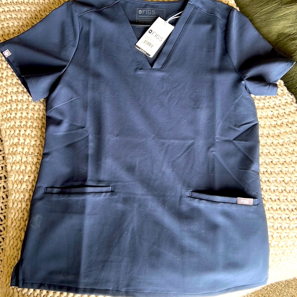 FIGS Casma night sky new with tags small scrub top